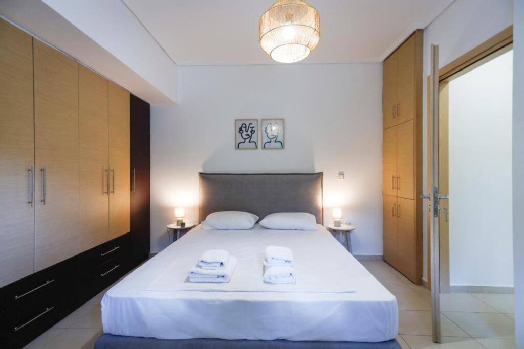 Pame Rentals - Cozy Glyfada Stay With Free Parking Athens Luaran gambar